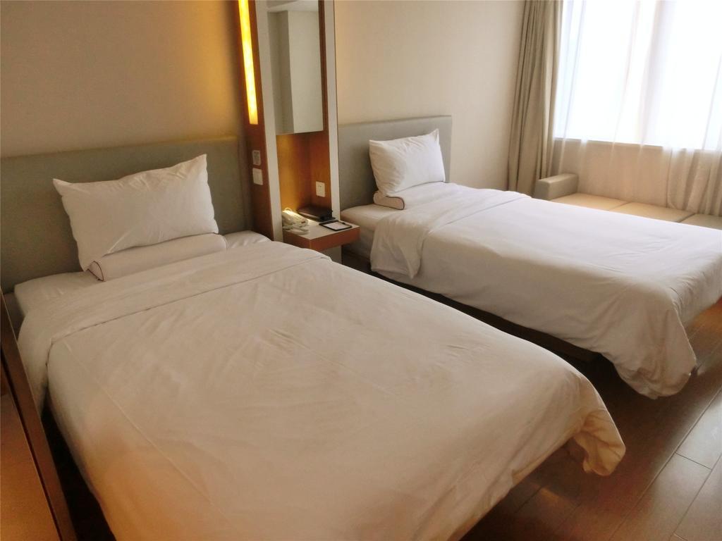 Ji Hotel Guangzhou Zhujiang New Town Exterior foto
